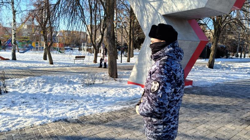 Росгвардейцы приняли участие в обеспечении общественной безопасности и правопорядка в новогоднюю ночь в Тамбовской области